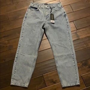 Mid-Blue Boyfriend Jeans